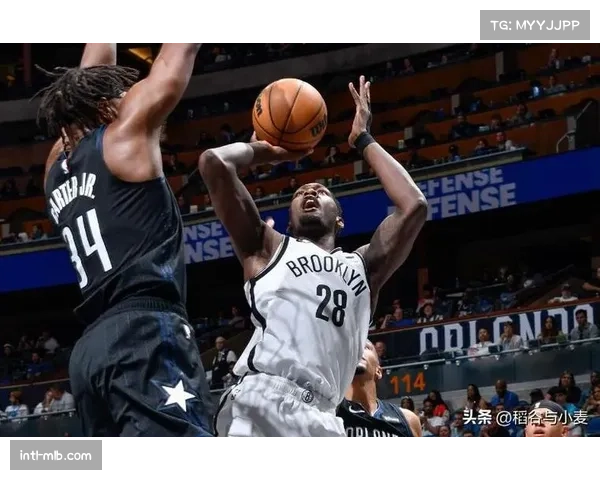 魔术战胜篮网，锁定季后赛席位